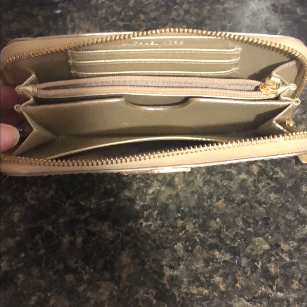 Mk wallet - Picture 2 of 3